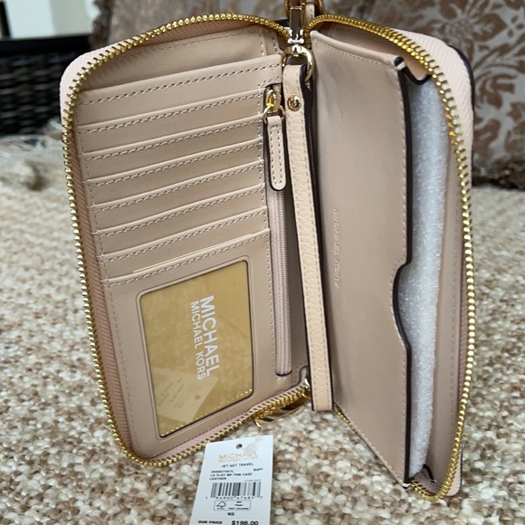 Michael Kors Jet Set Travel LG Flat MF Phone Case - Picture 2 of 15